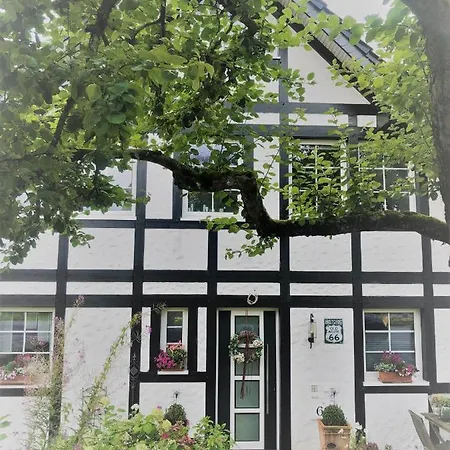 Feriendomizil Burg Apartment Overath Exterior photo